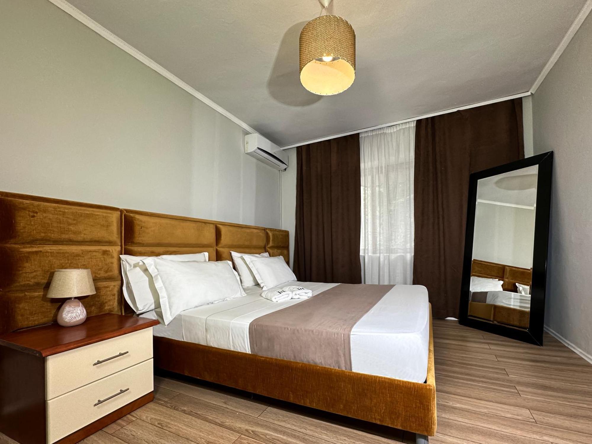Home Select Tirana Exterior foto